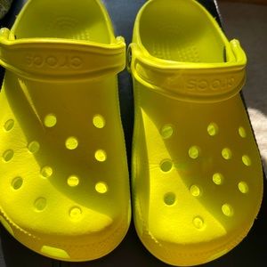 Like green crocs